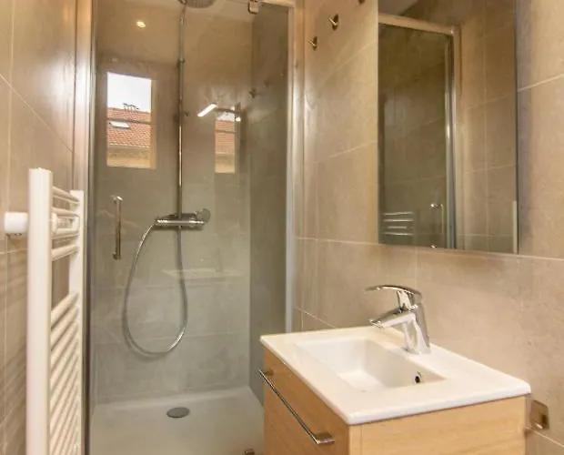 Apartment Theatre De La Cite *